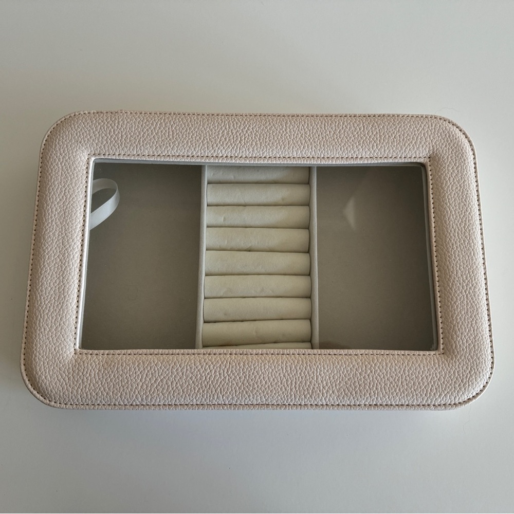 Cream Jewelry Box